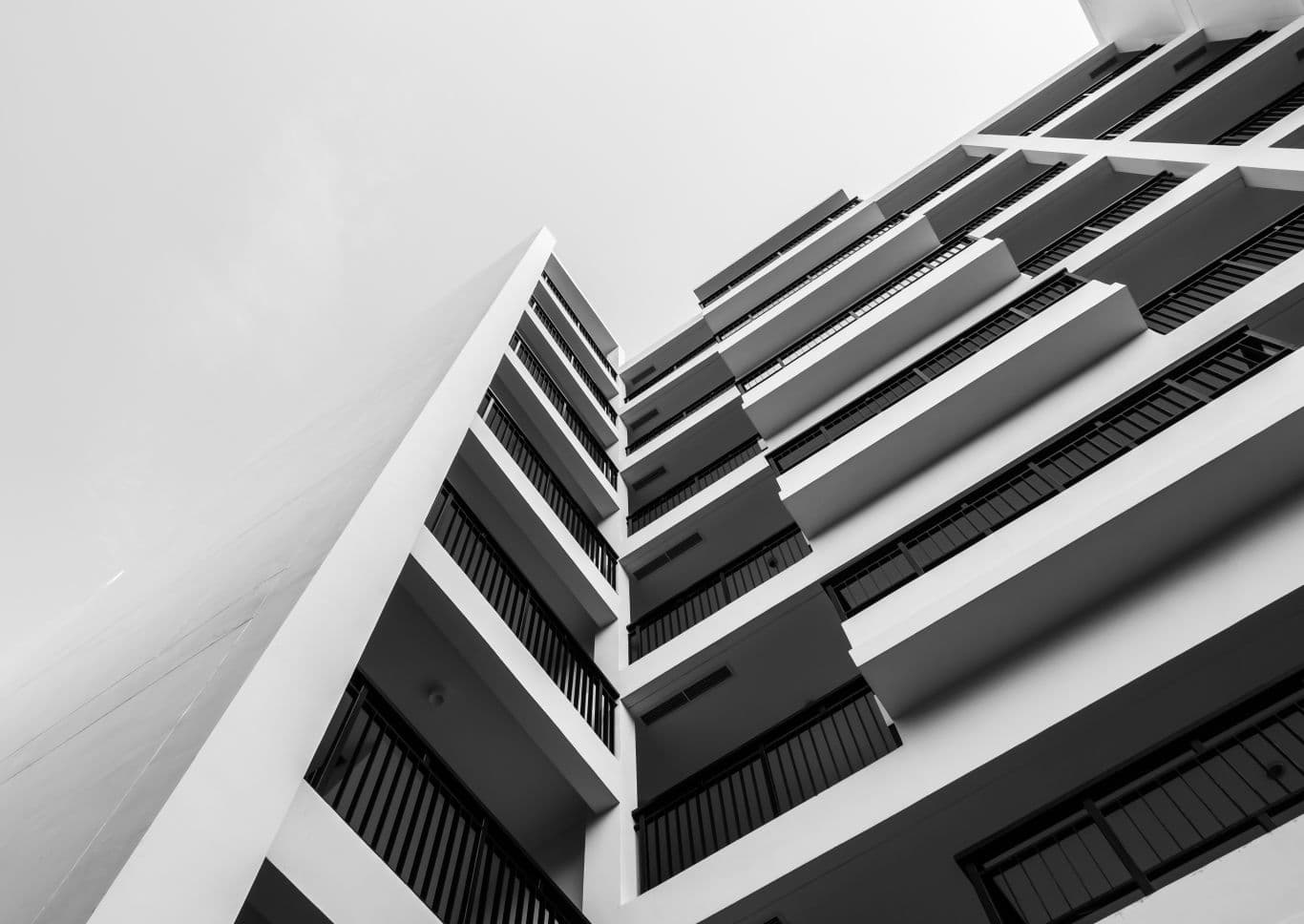Xiob Grup servicio: Inversión. La inversión inmobiliaria, cada vez más accesible para pequeños y medianos inversores, puede ser una actividad muy rentable, siempre y cuando se haga de la mano de equipos profesionales con un amplio conocimiento del mercado inmobiliario.